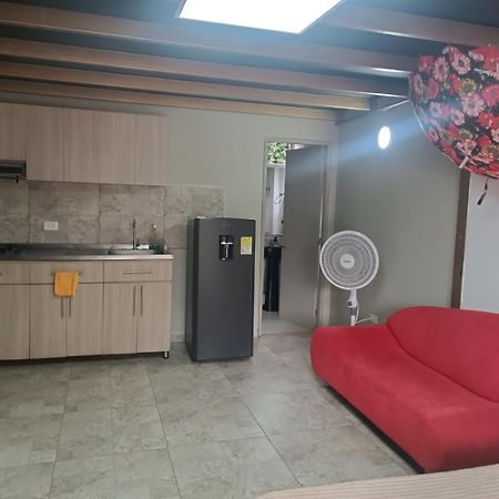 Akuarela Apartamentos Campestres Ibagué Extérieur photo